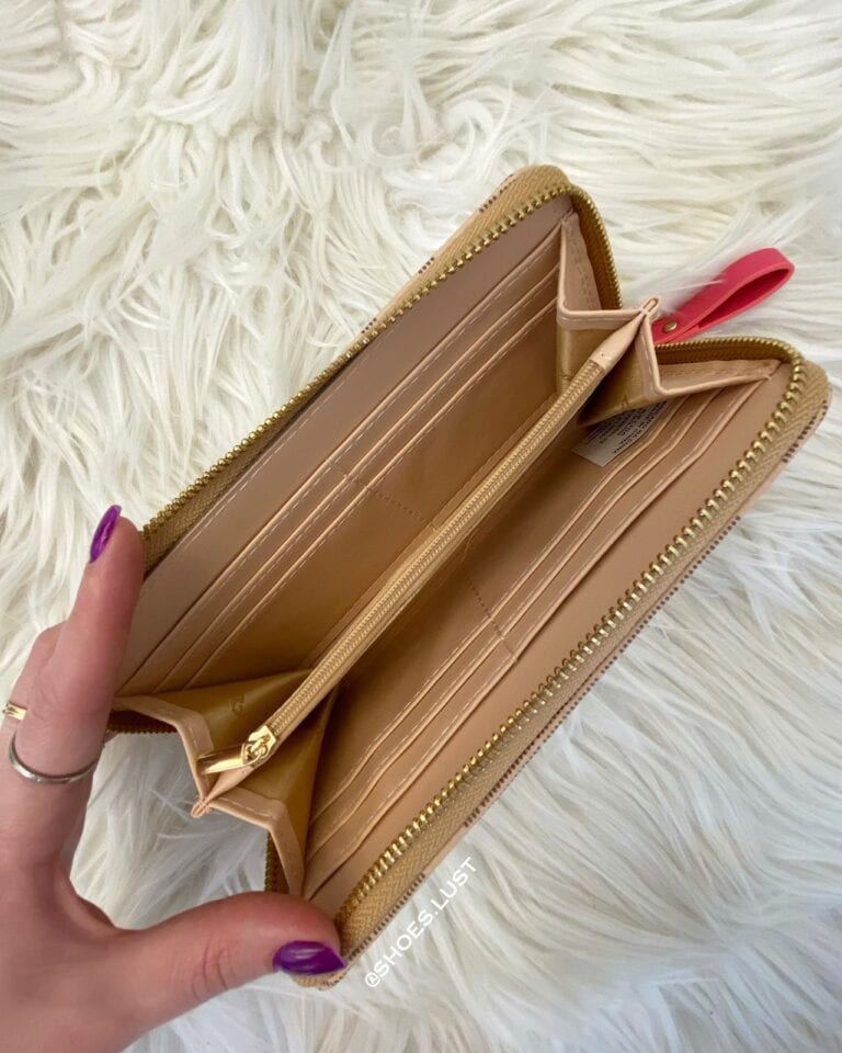 carteira colcci gisele bege 82496 carteira colcci gisele bege 82496