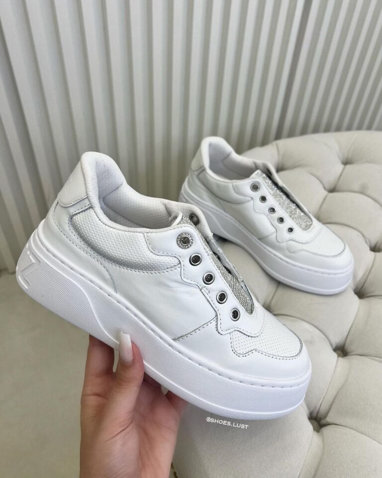 tênis lilian strass 385664396 tênis lilian strass 385664396