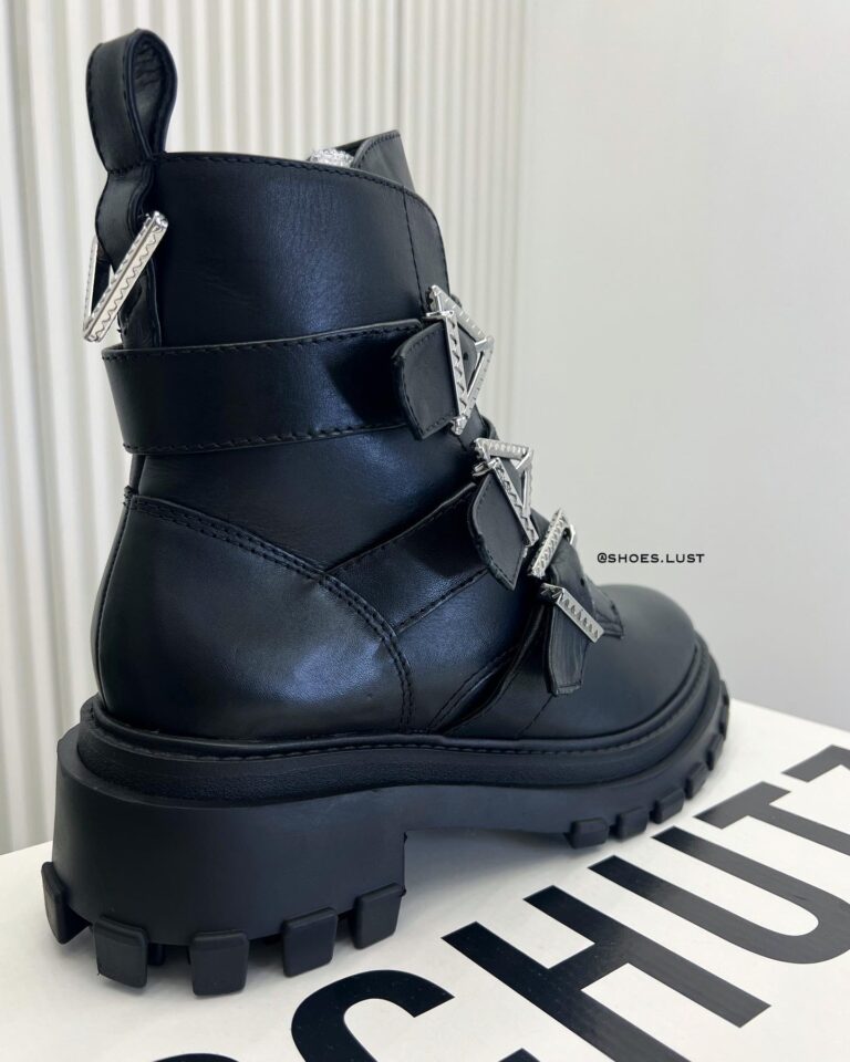 coturno tratorado woman prata velho 385664785 (cópia) coturno tratorado woman prata velho 385664785 (cópia)