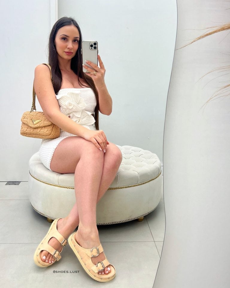 papete colcci logomania strass mari cinza 385665117 (cópia)