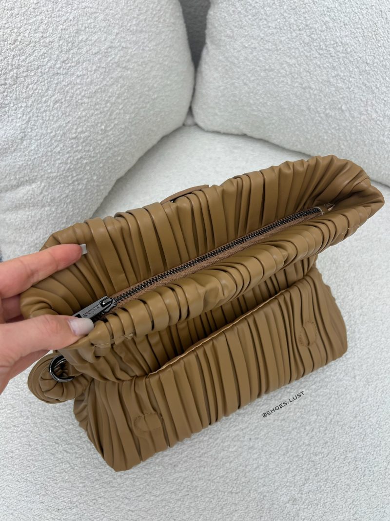 bolsa colcci plissada black 93300