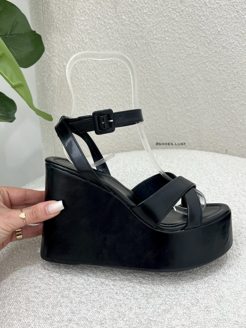 sandalia rasteira lust shoes sheila marrom 105946 (cópia)