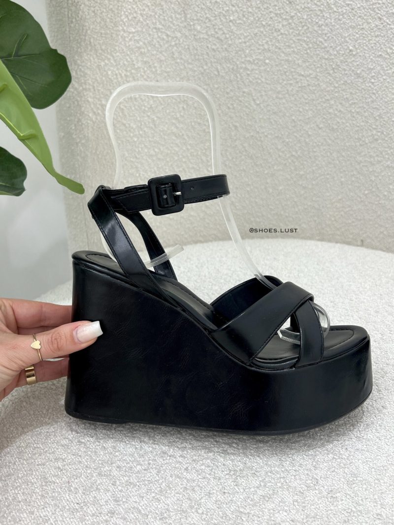 sandalia rasteira lust shoes sheila marrom 105946 (cópia)